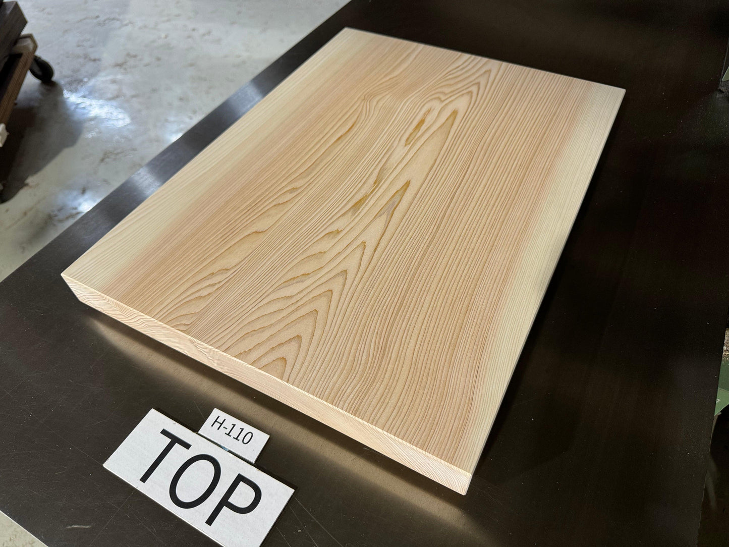 HINOKI cutting board (Japanese Cypress) No,H-110
