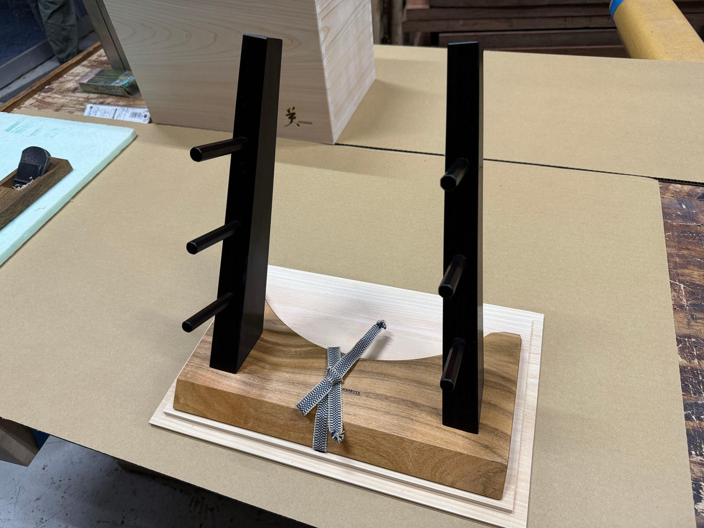HANABUSA Special Knife stand.