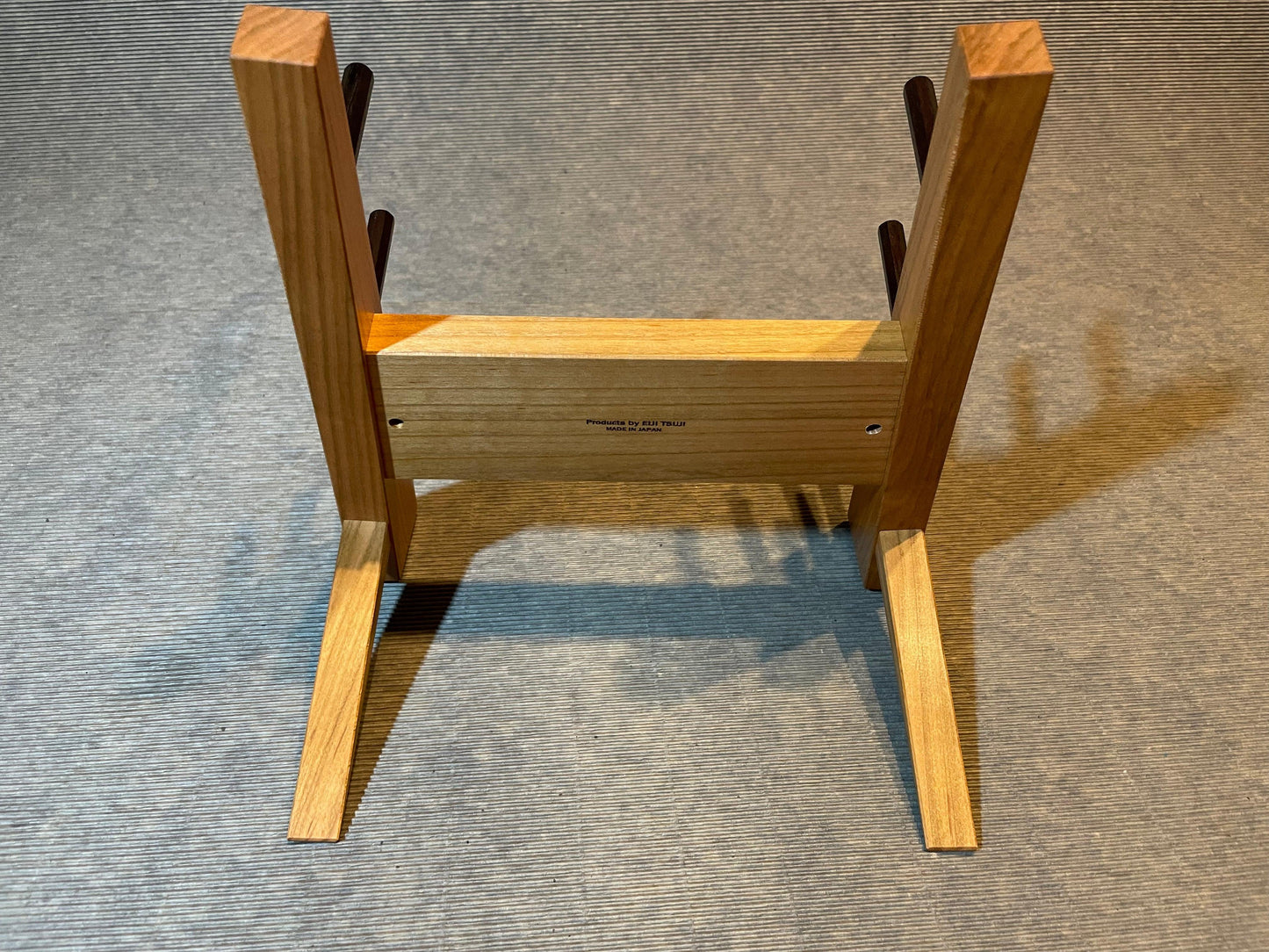 HANABUSA Knife stand (3 steps type)with Sakai Takayuki.