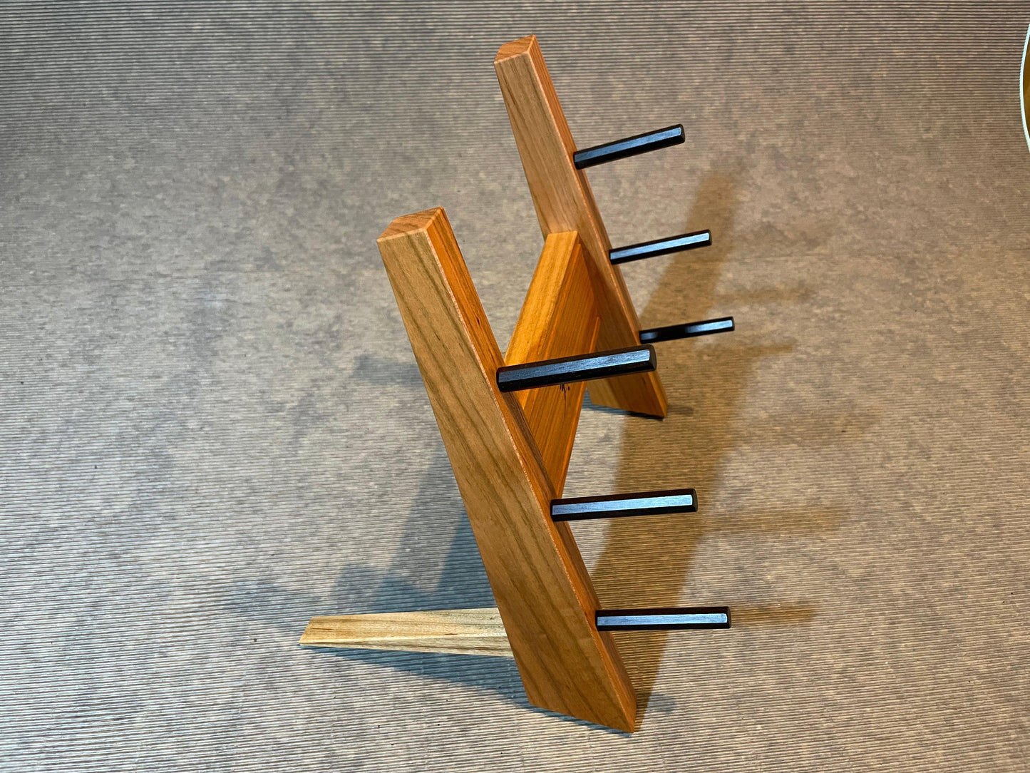 HANABUSA Knife stand (3 steps type)with Sakai Takayuki.