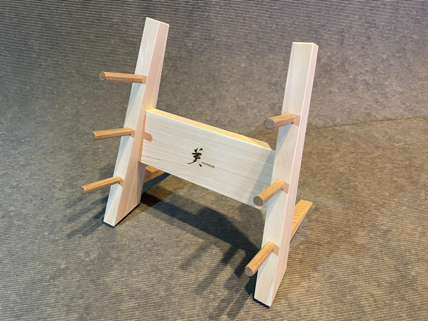 HANABUSA Knife stand (3 steps type)with Sakai Takayuki.