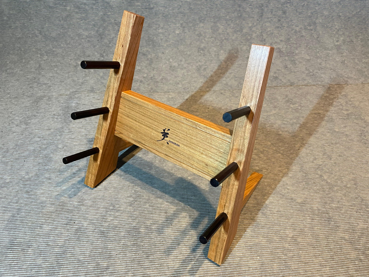 HANABUSA Knife stand (3 steps type)with Sakai Takayuki.