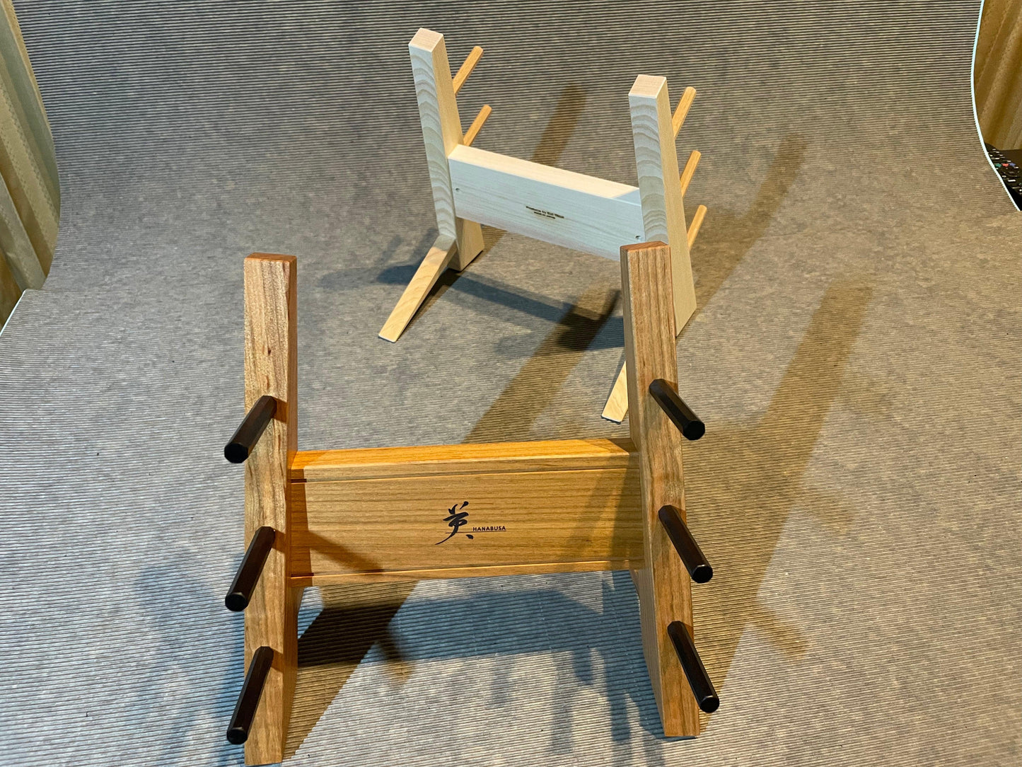 HANABUSA Knife stand (3 steps type)with Sakai Takayuki.