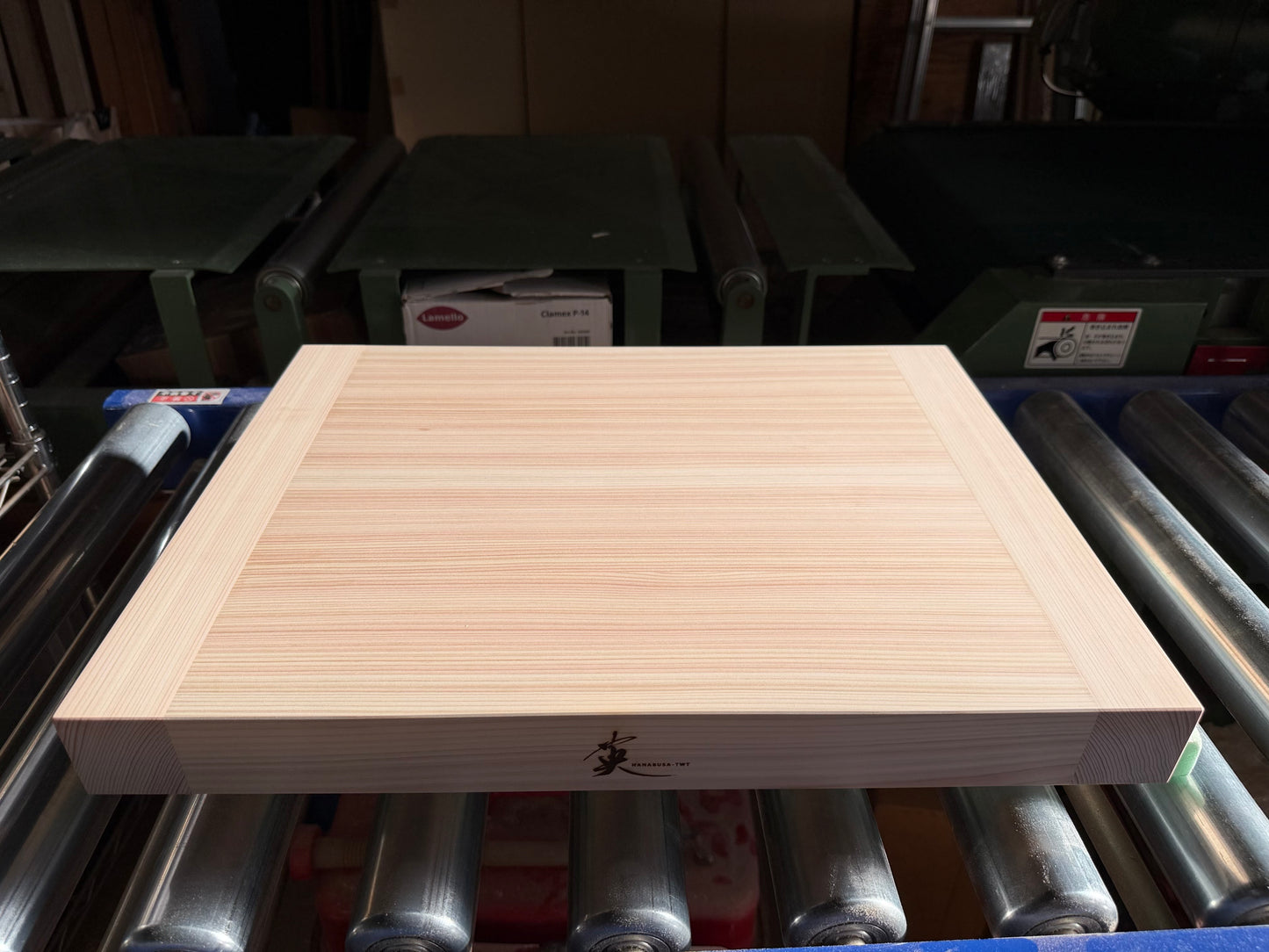 HINOKI Cutting board Quarter Sawn,Handle or Non Handle（Japanese Cypress）