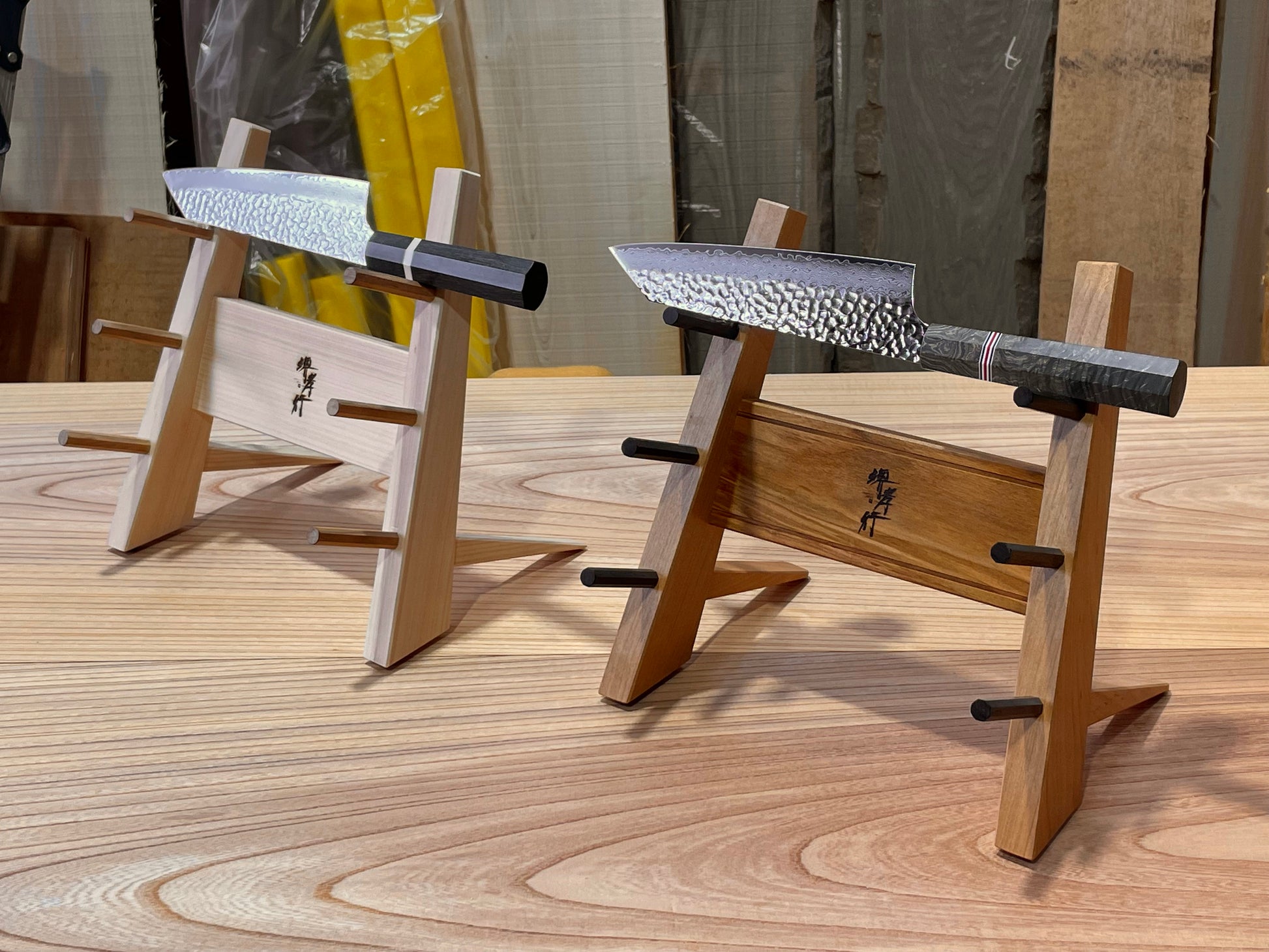 Made-in-Japan Sakai Takayuki Designer Wood Knife Tower Rack for 3 Knives  [Wild Cherry Wood]