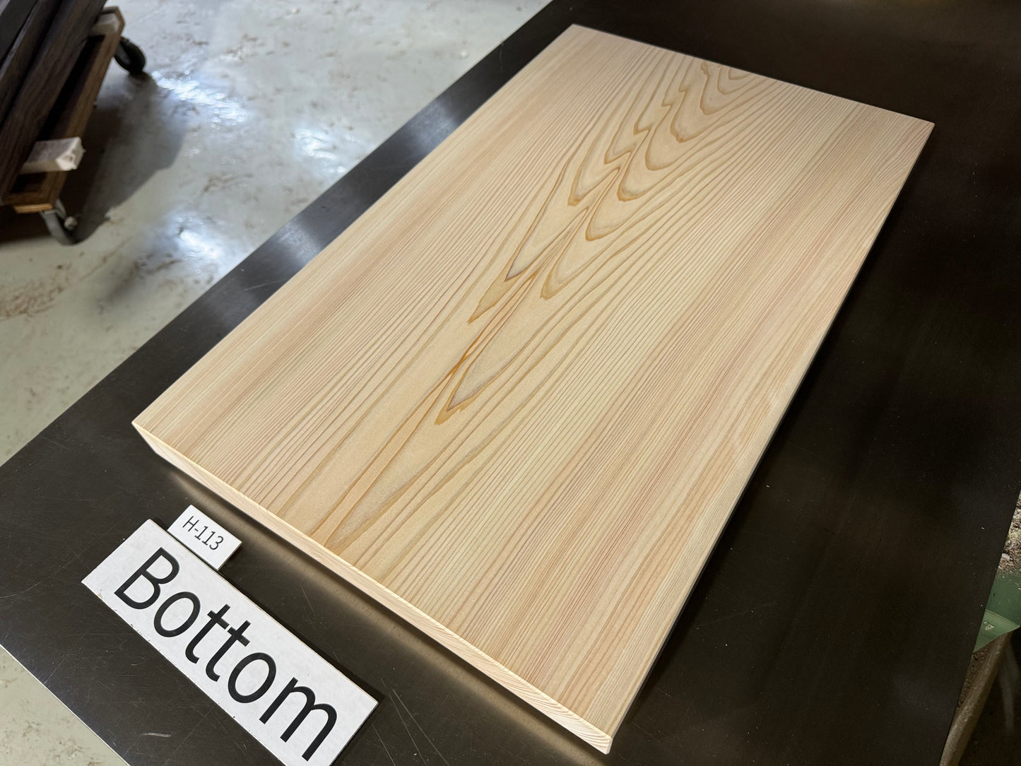 HINOKI cutting board  （Japanese Cypress）  No,H-113