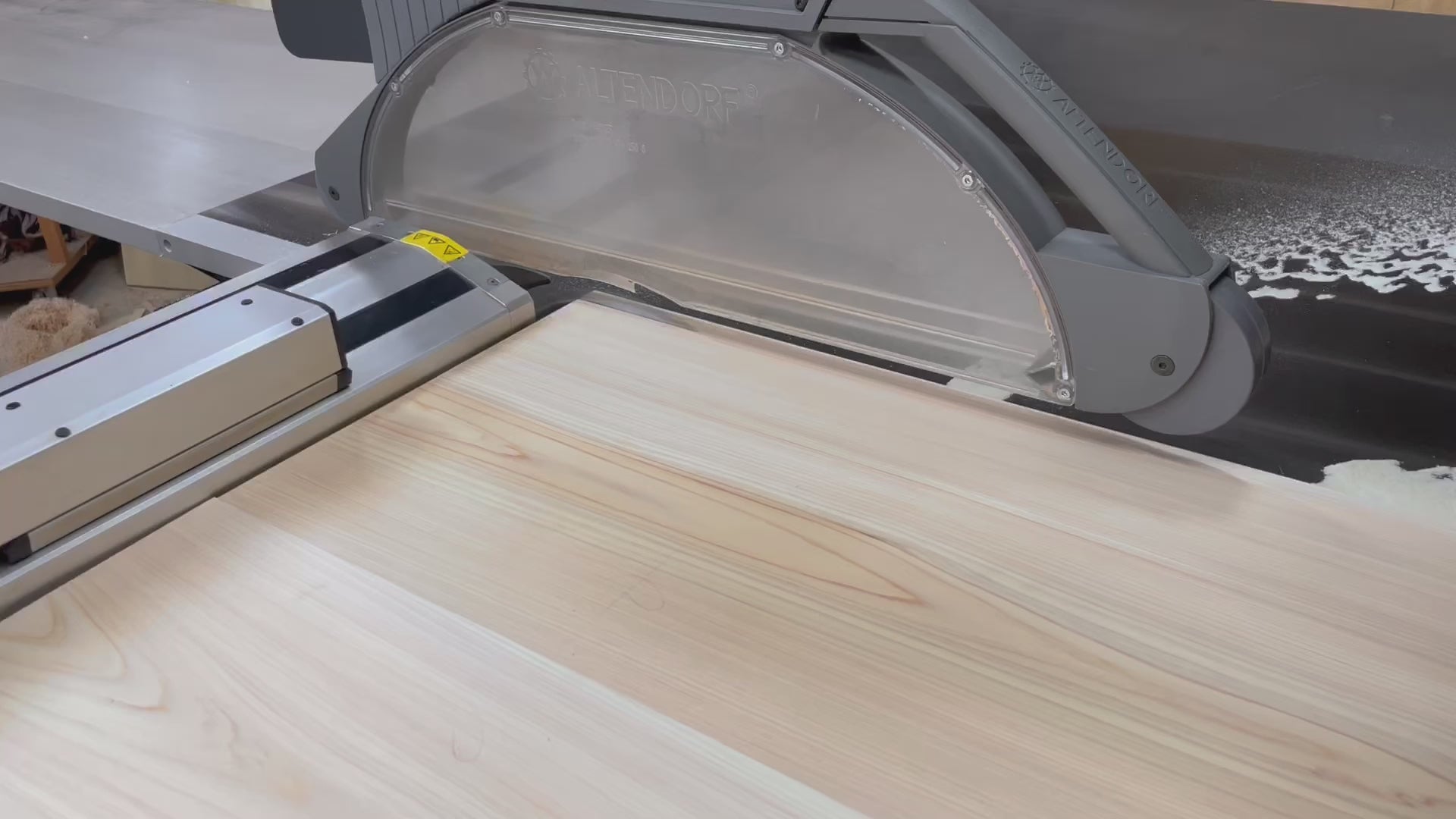 シギヤマ家具　FREED 120 SHINCHO COUNTER✨ Maxx Cold Double Door Undercounter Freezer, 60.3