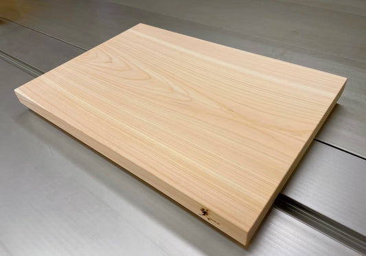 HINOKI Cutting board M size（Japanese Cypress）